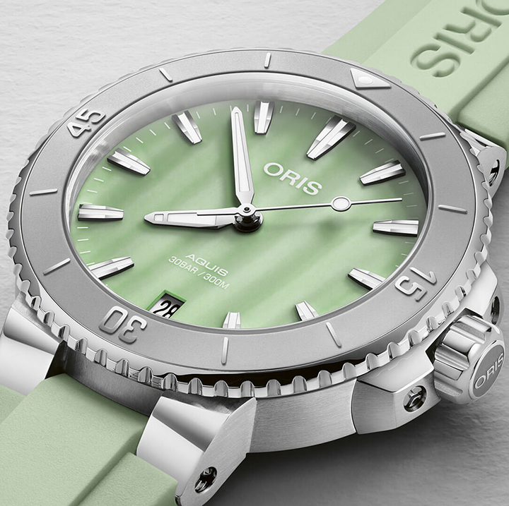 ORS Aquis Date Watch with Green Mother of Pearl Dial, 36.5mm