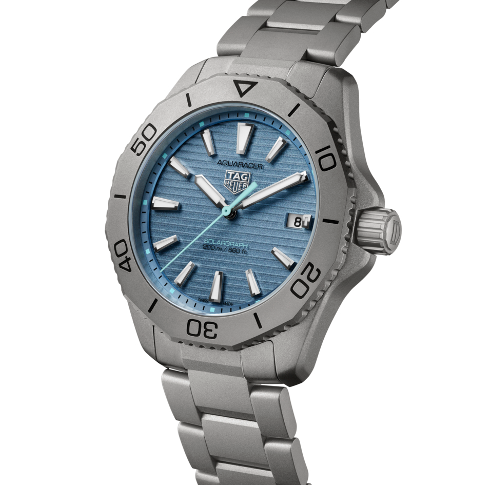 TGHR Aquaracer Professional 200 Solargraph Watch with Titanium Bracelet
