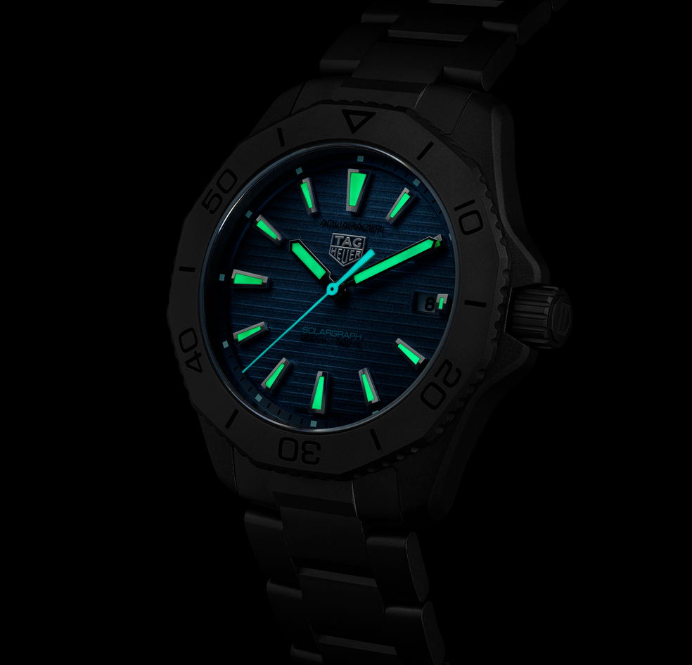 TGHR Aquaracer Professional 200 Solargraph Watch with Titanium Bracelet