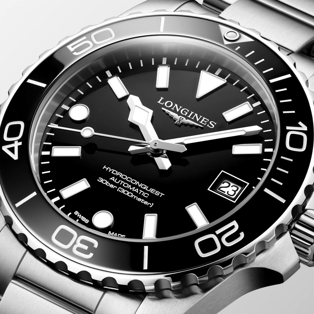 LNGS Hydroconquest 39mm Watch with Stainless Steel Bracelet