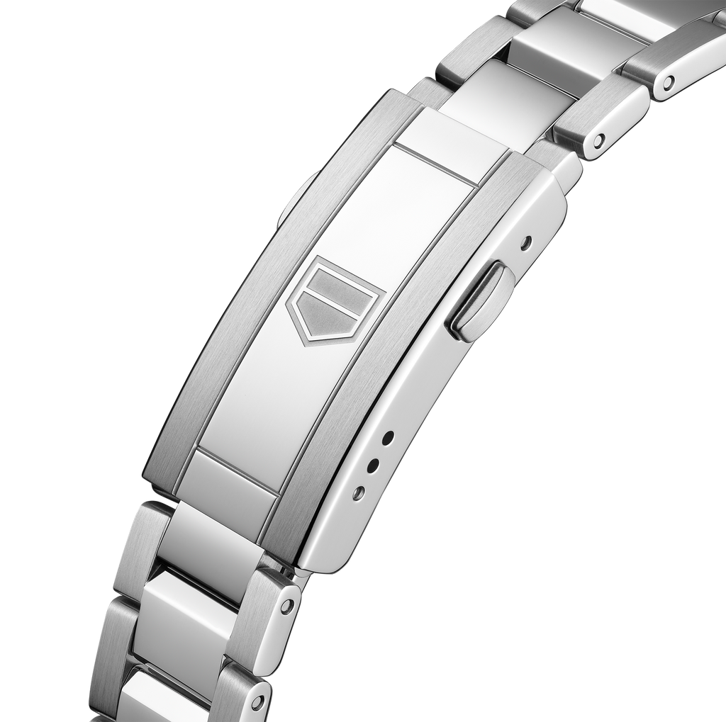TGHR Aquaracer Professional 200 Solargraph Watch with Blue Sunray Brushed Dial