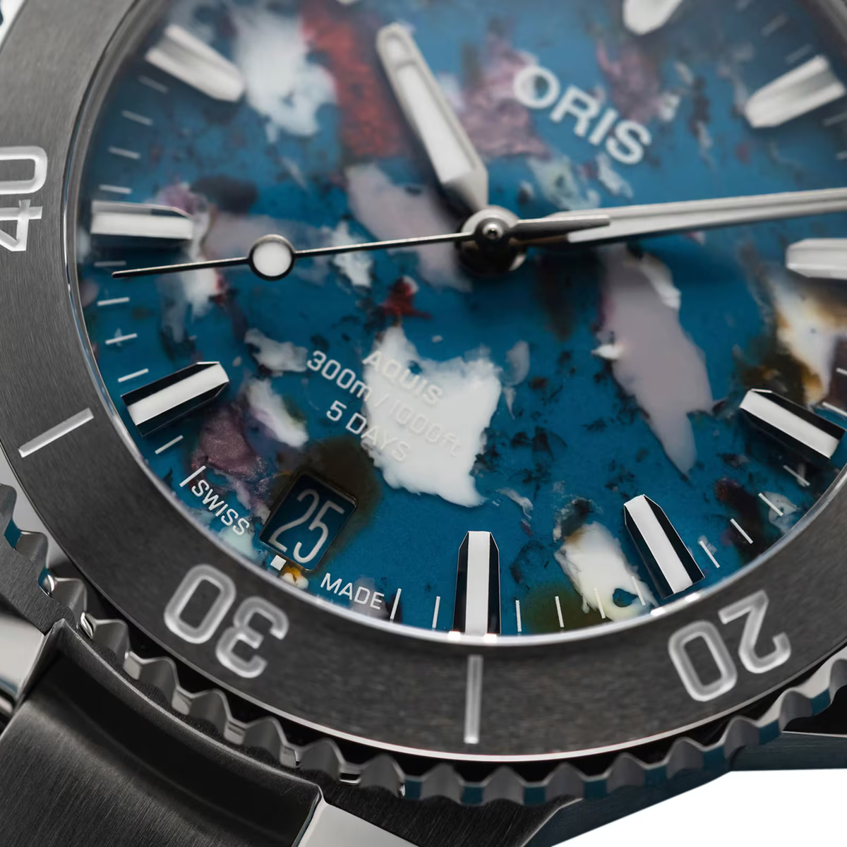 ORS Aquis Date Upcycle Calibre 400 Watch with Stainless Steel Bracelet, 43.50mm