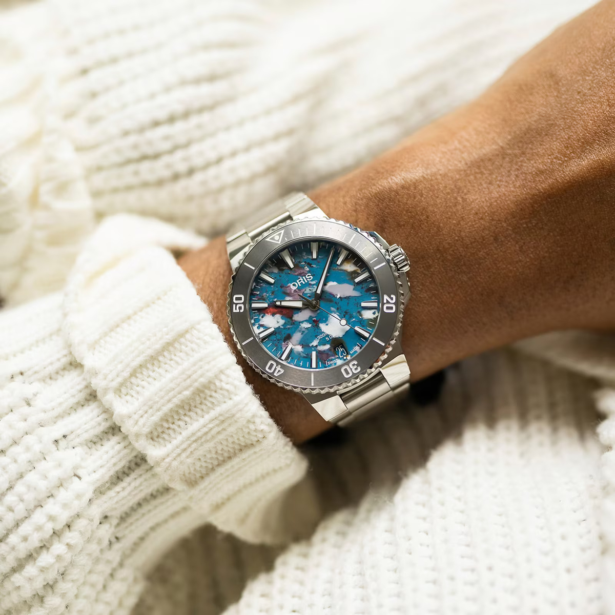 ORS Aquis Date Upcycle Calibre 400 Watch with Stainless Steel Bracelet, 43.50mm