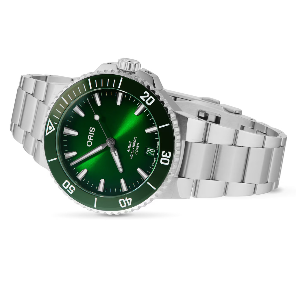 ORS Aquis Date Calibre 400 Watch with Green Dial, 43.50mm