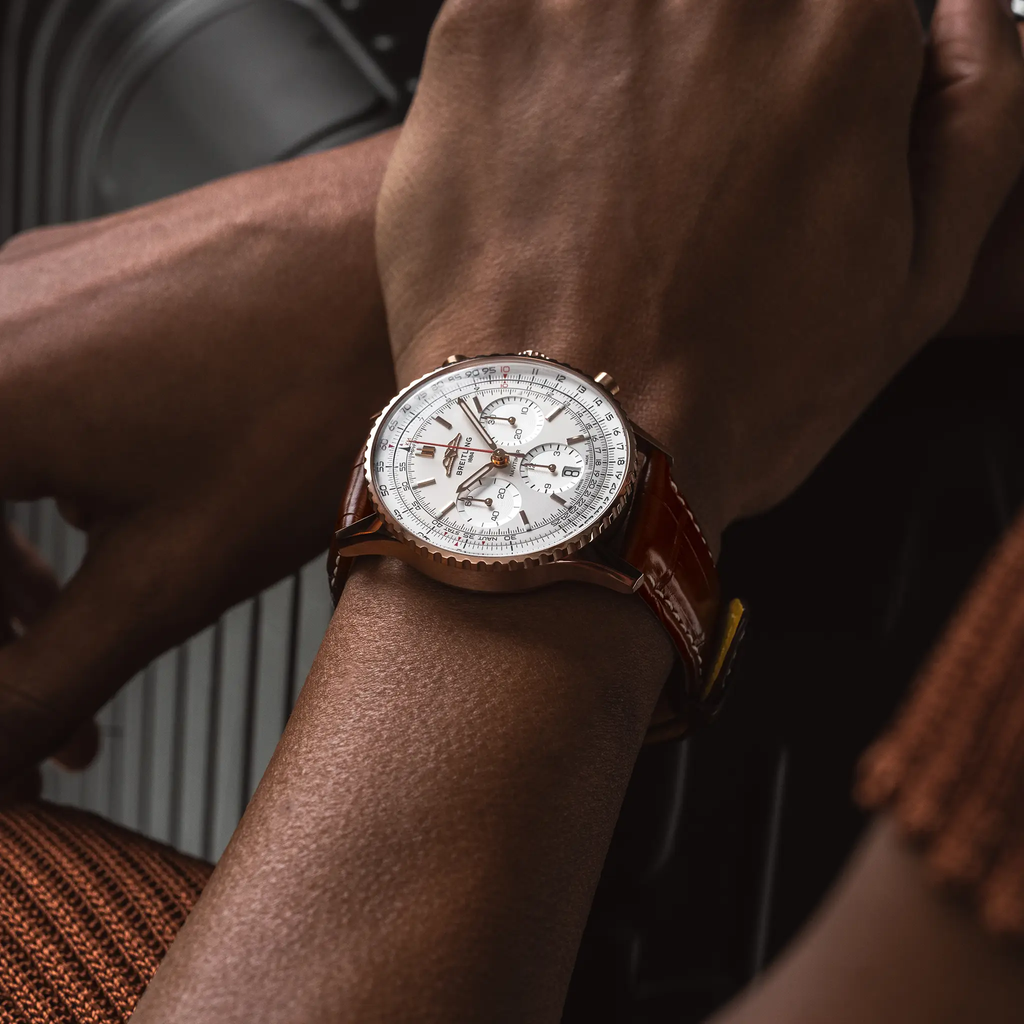 BRT Navitimer B01 Chronograph 41 Watch with Leather Strap