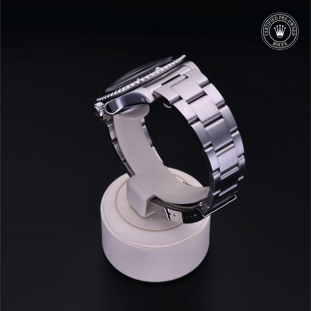 RLX Certified Pre-Owned Submariner