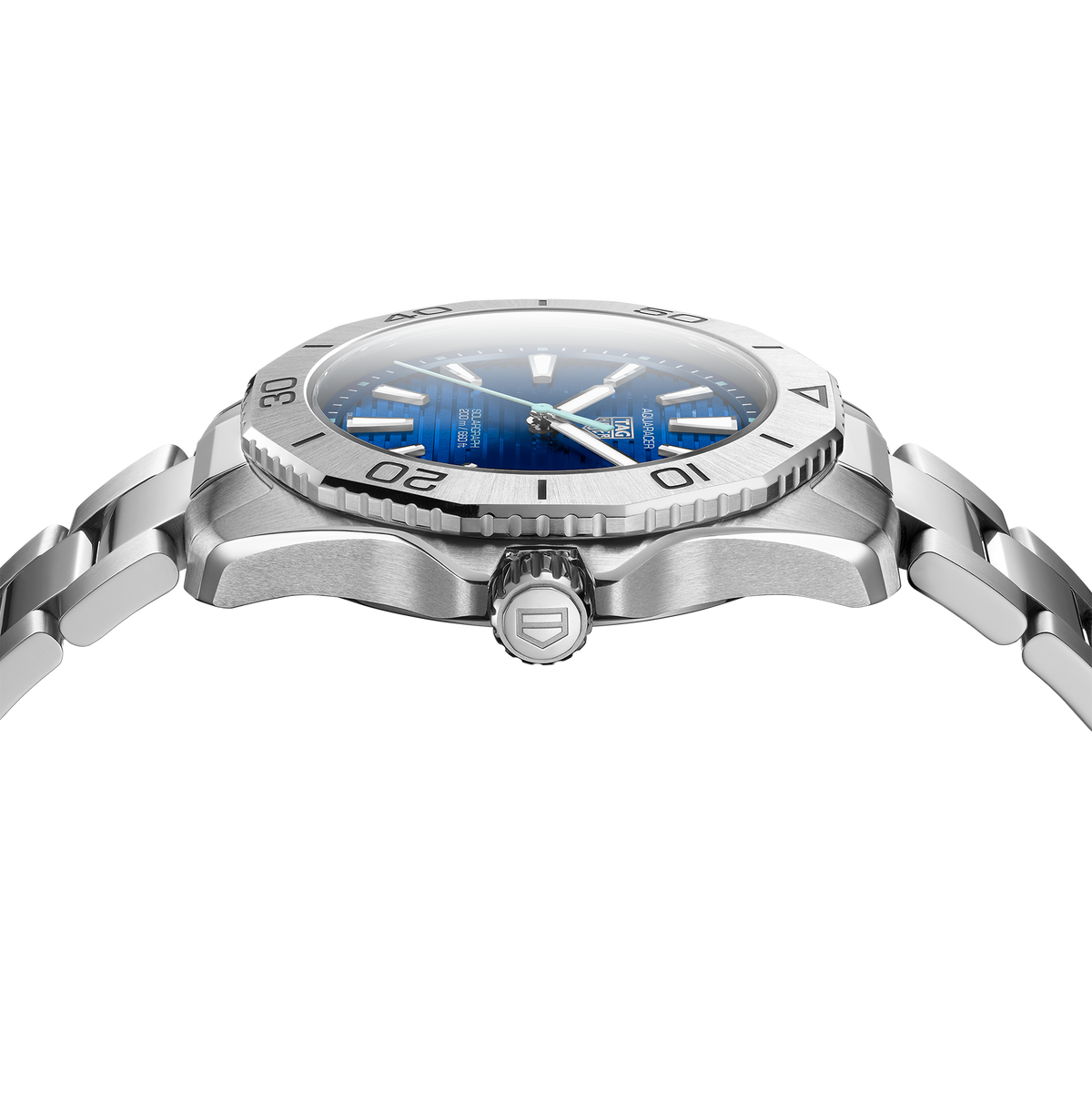 TGHR Aquaracer Professional 200 Solargraph Watch with a Blue Dial